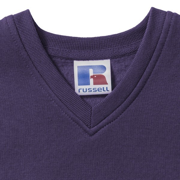 RUSSELL sweatshirt In a neckline