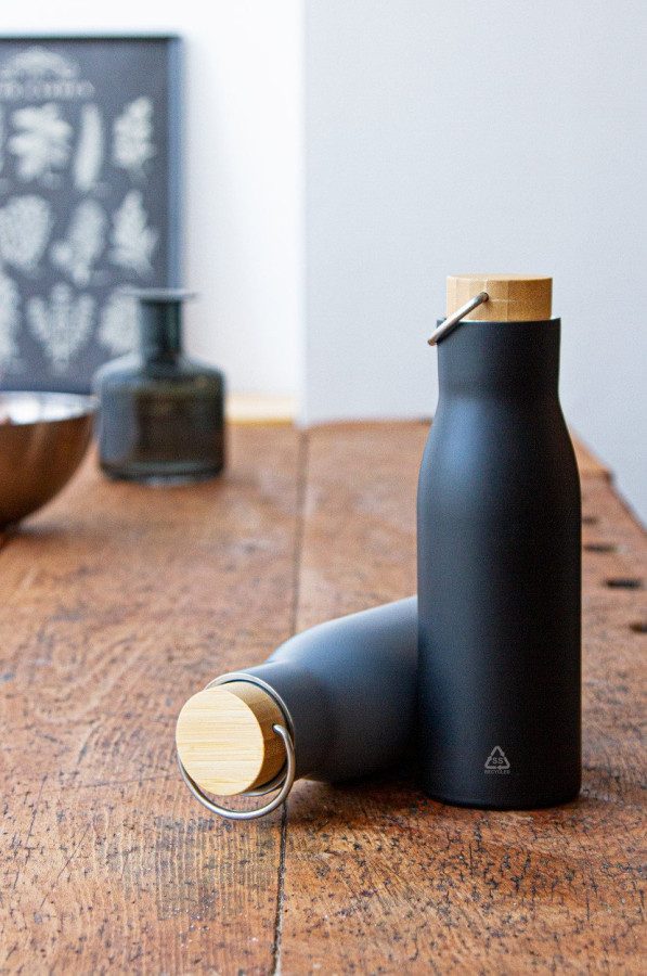 Ressobo vacuum flask