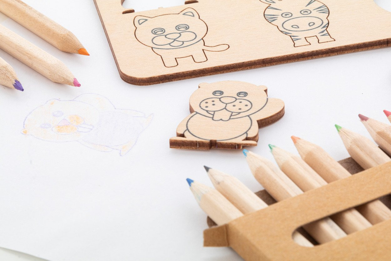 Matchmor colouring shape matching game