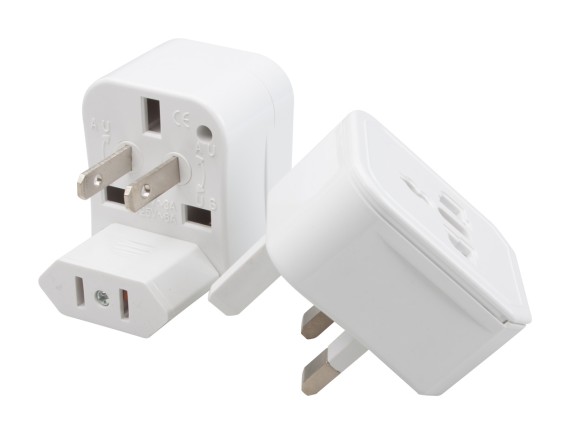 Around the World univerzalni putni adapter