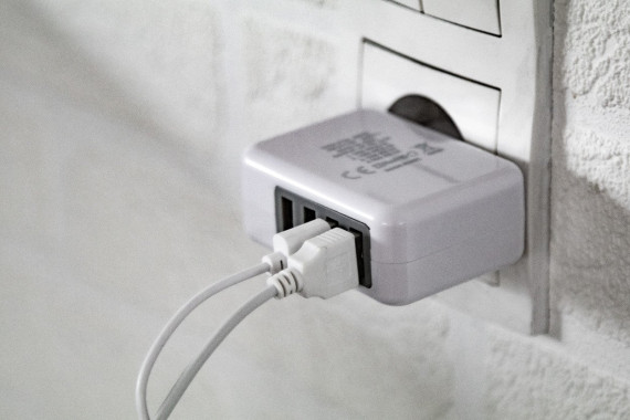 Gregor USB zidni utikač