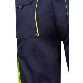 VL HEMERA. Two-tone, multi-pocket stretch Bermuda shorts (240g/m²), in cotton (46%), EME (38%) and polyester (16%)