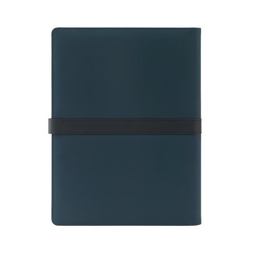 SANDERSON FOLDER. A4 fascikla od PU (50% reciklirana) sa magnetnim zatvaranjem i blokom za beleženje na linije