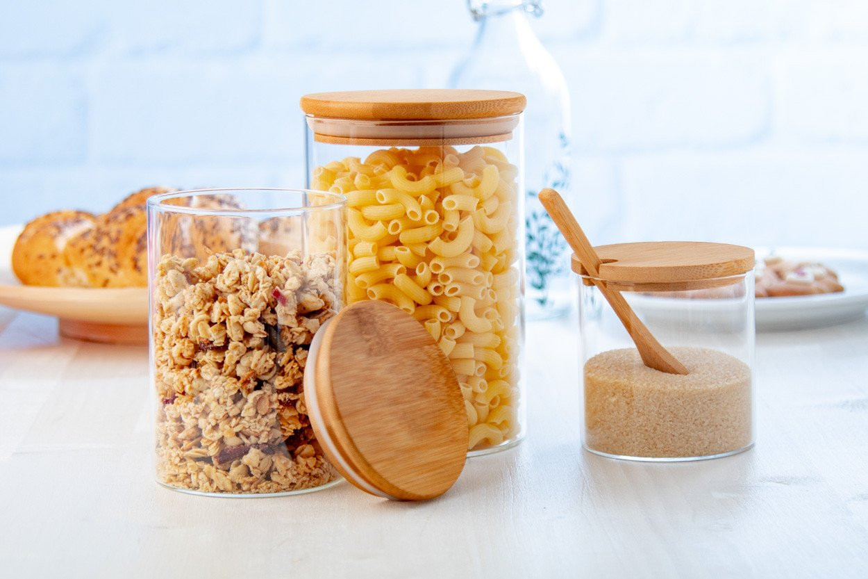 Lanai glass spice holder