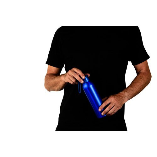 RIO. Recyklovaného aluminijumskim (100% rAL) boca sa PP poklopcem 660 mL