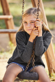 Fruit of the Loom, Valueweigtht, Men's Long Sleeve T-Shirt, Red, 9-11