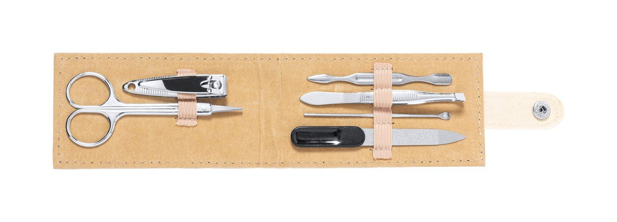Yernia manicure set