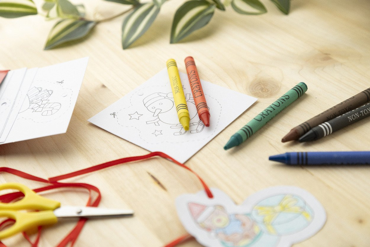 Rodjol Christmas colouring set