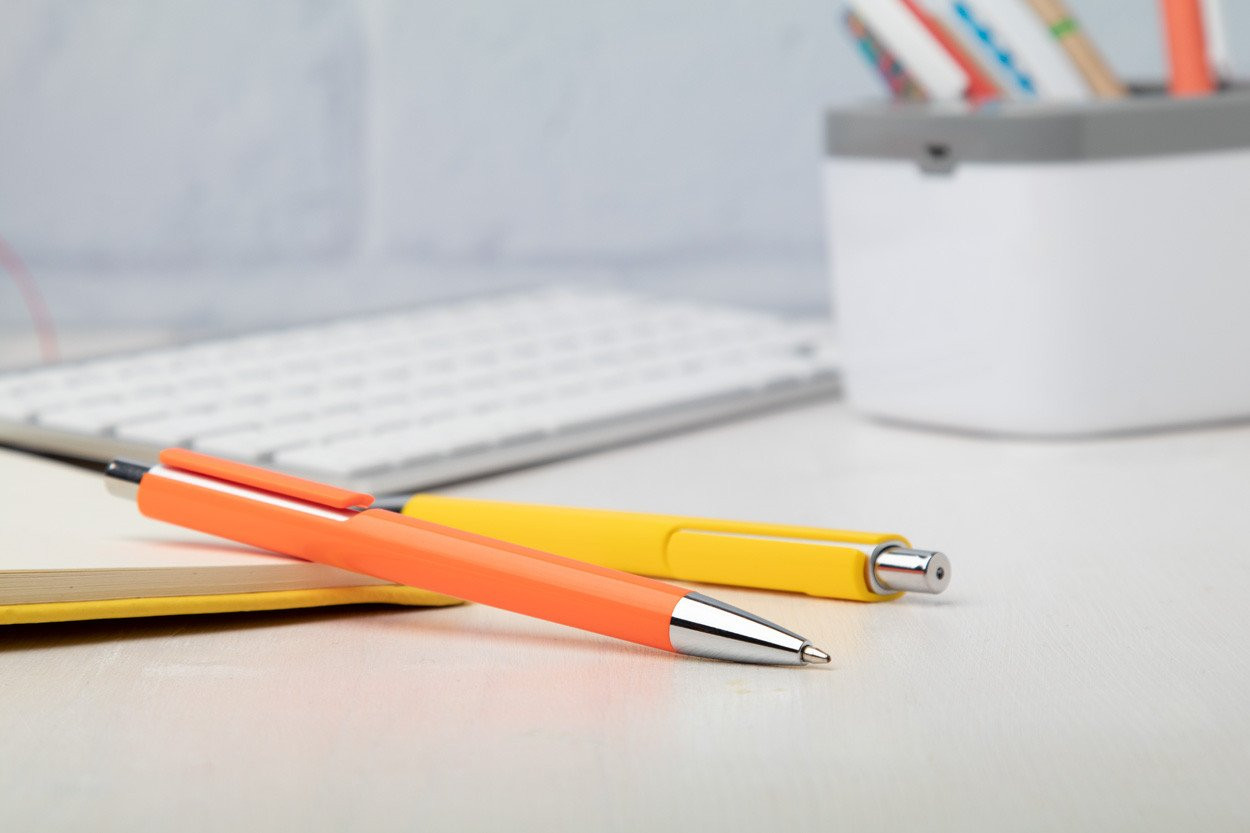 Insta hemiskja olovka