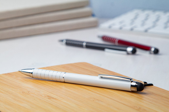 Minox hemijska olovka