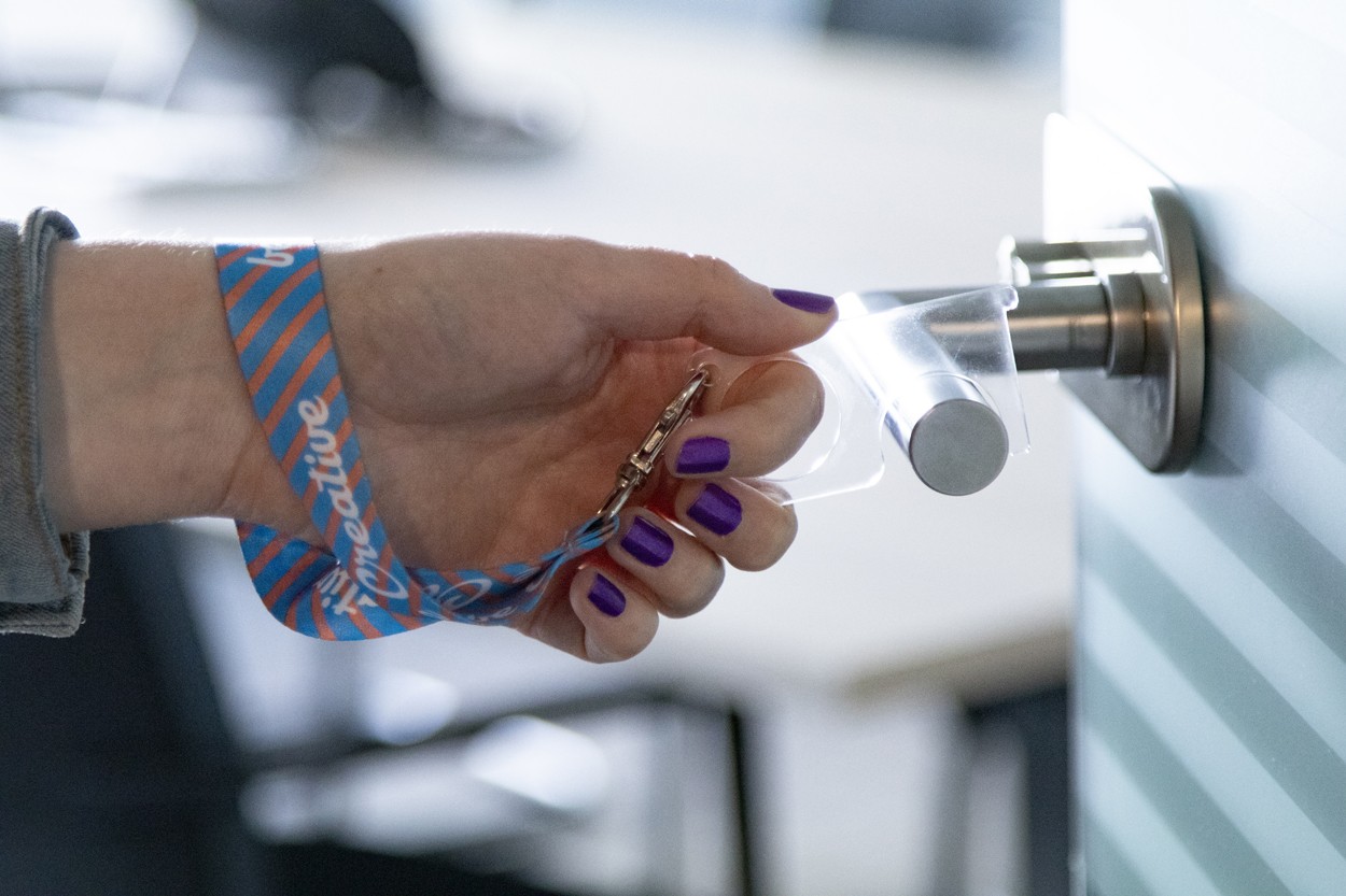 NoTouch Wrist hygiene key