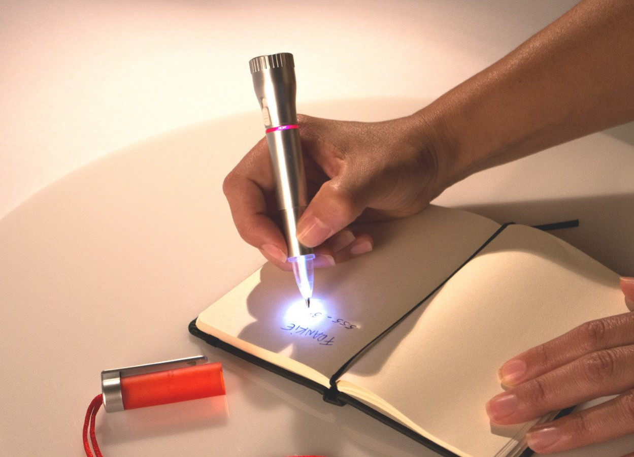 Mustap pen flashlight