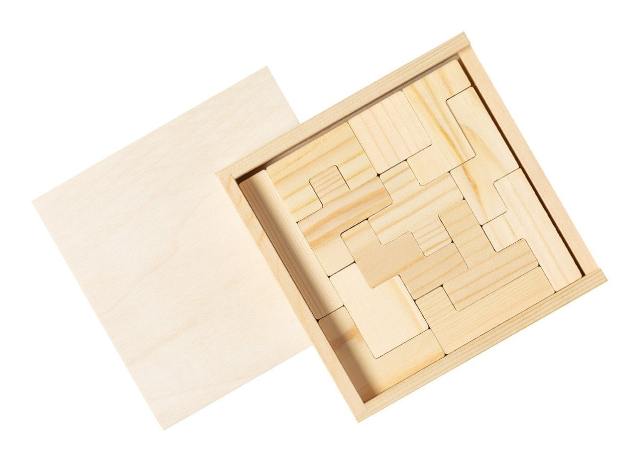 Charlis wooden puzzle