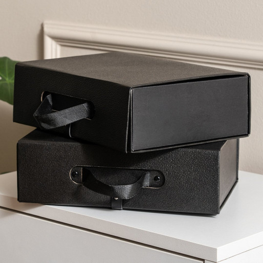 PACCO PLUS, self-folding gift box with mechanism black