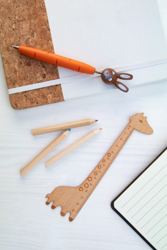 Looney drveni lenjir