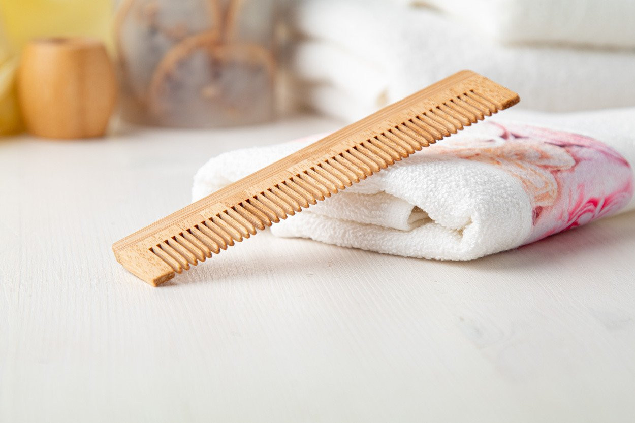 Bessone bamboo comb