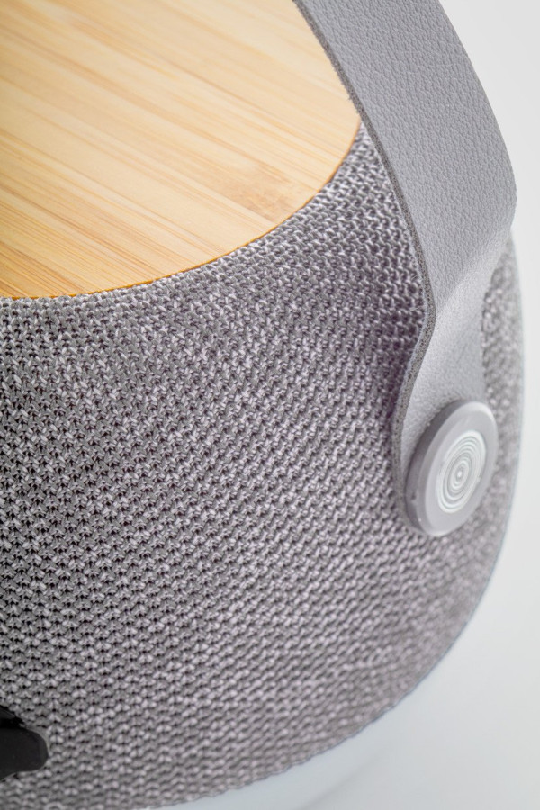 Lumifi charger bluetooth speaker
