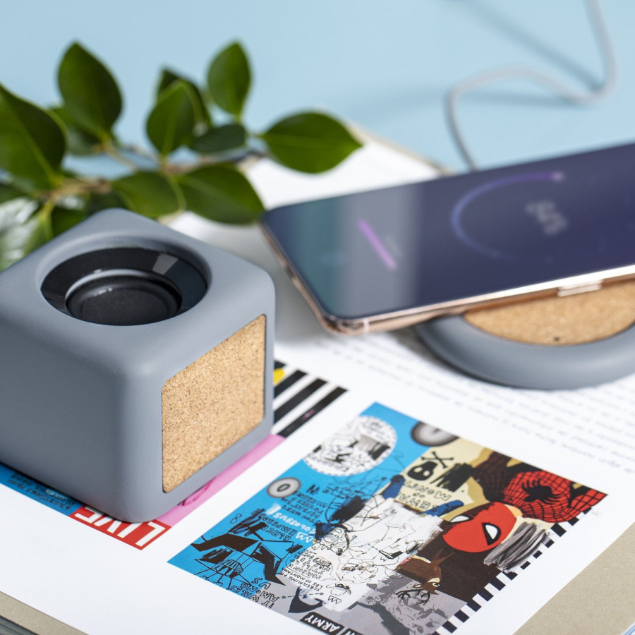 Normux wireless charger