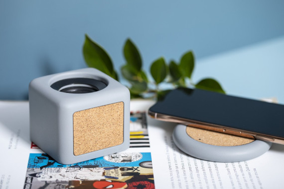 Seynol bluetooth speaker