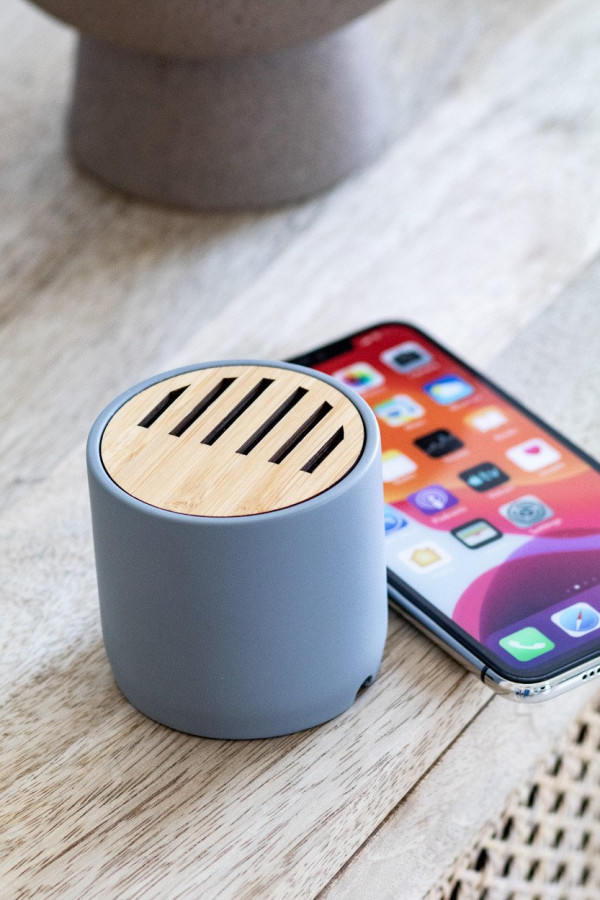 Piler bluetooth speaker