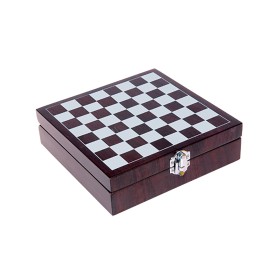 Chess wine set