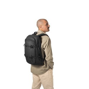 KAMPALA. Laptop backpack in 900D, high-density recycled polyester, with water-resistant coating and 210D recycled polyester lining 17'3"